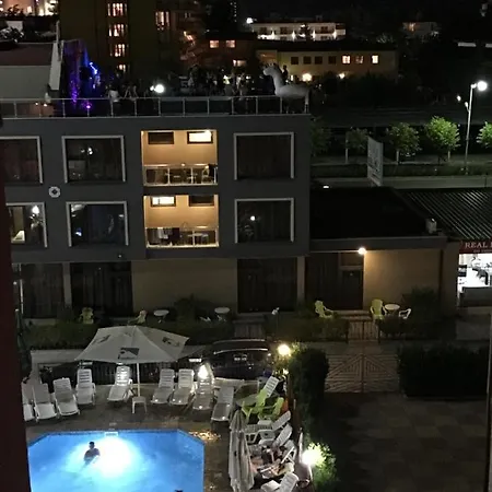 Апартамент Santa Maria Lux